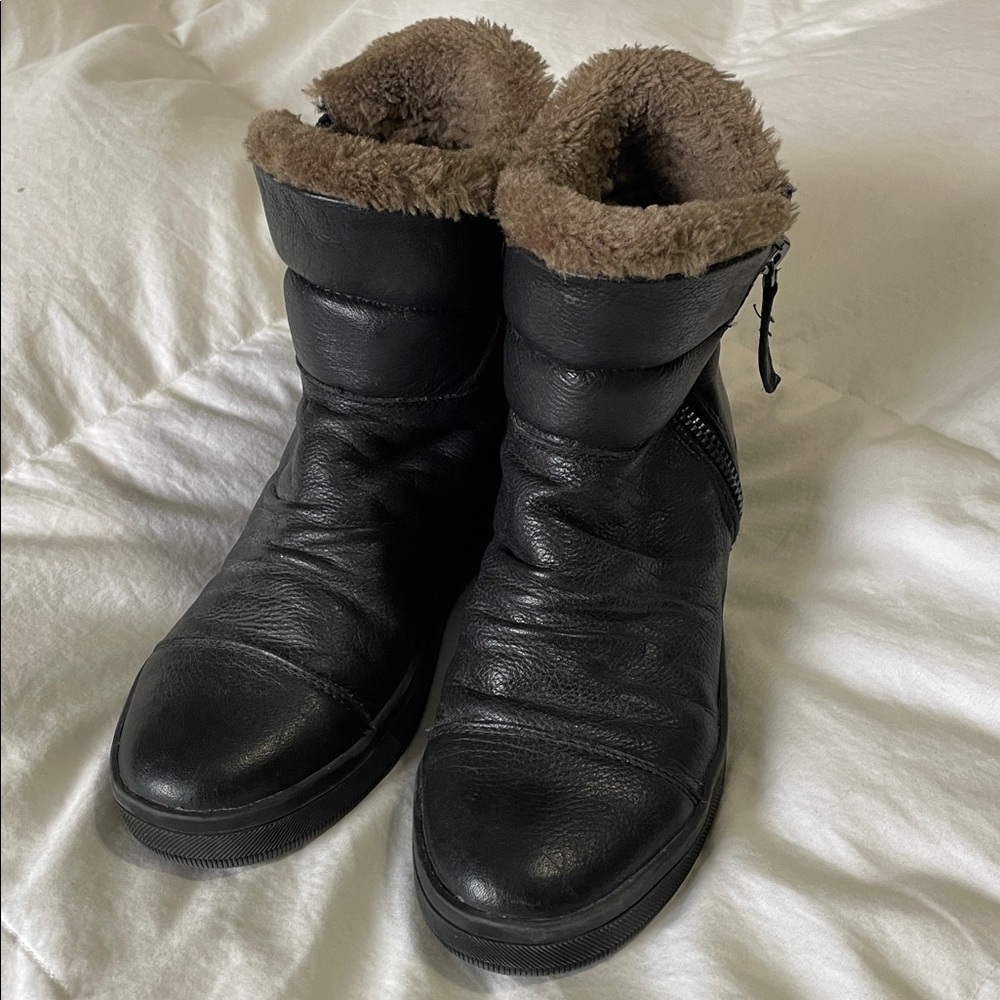 Aldo | Black | Leather| Winter Boots |Brown Fur Lining| Rouched | Ankle |Size 5